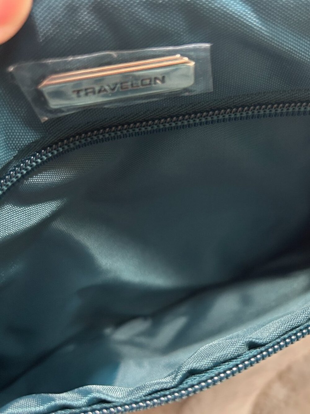 New Travelon True Classic Pocket Half Moon Bag in Peacock - Picture 3 of 12